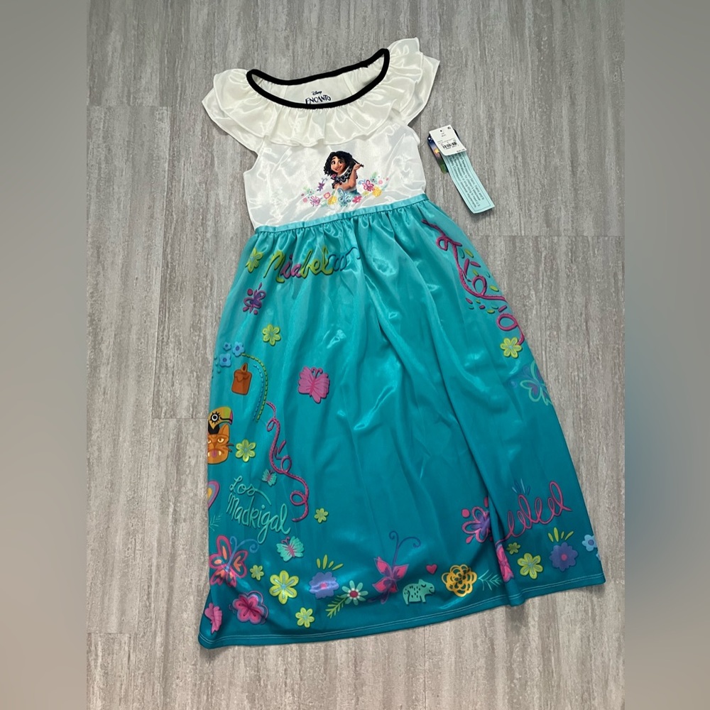 Disney Encanto Mirabel short-sleeved nightgown